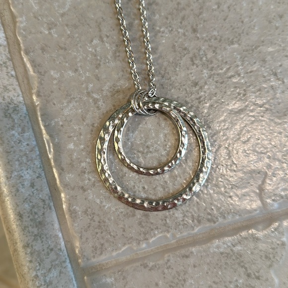 Fashion Necklace & Earrings! - Picture 2 of 8